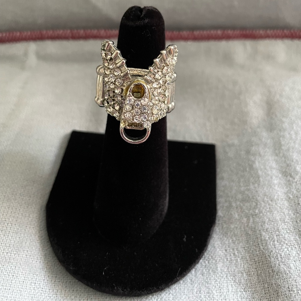 Rhinestone fashion zipper expandable ring in silver tone